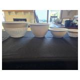 Pampered Chef Bowl and Strainer Set