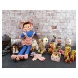 Nesting Dolls, Vintage figurines & toys