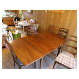 Dining Room Table and 4 Chairs