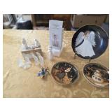 Christmas Decorator Plates - Whispers Dept 56