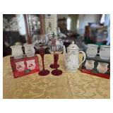 Pfaltzgraff Winter Berry & Angel Decor