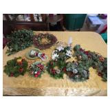 Candle Rings, Holly Garland, Figurines