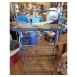 Metal and Glass Baker