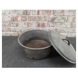 Cast Iron Dutch Oven