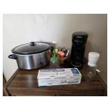 Hamilton Beach crock pot, Toastmaster single cup
