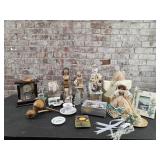 Figurines, anniversary clock, table decor