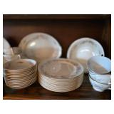Homer Laughlin Eggshell Georgian Dinner