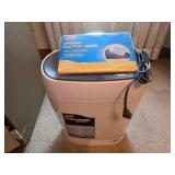 Staples 8-Sheet Cross-Cut Shredder