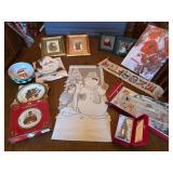 Assorted Christmas Decor Lot