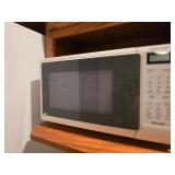 Sharp Carousel Microwave Oven
