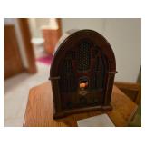 GE Model 7-4100JA Cathedral Radio