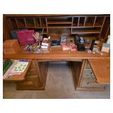 Desk Accessories & Stationery