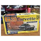MPC 1:25 Scale 65 Corvette Sting Ray Model