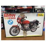Humbrol Heller BMW R100S 1:8 Scale Model