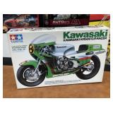 Tamiya 1:12 Kawasaki KR500 GPR Racer