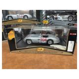 Vintage Maisto 1:18 Die Cast Car