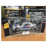 Vintage Maisto 1:18 Die Cast Car