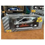 Vintage Maisto 1:18 Die Cast Car