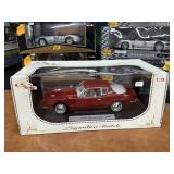 Vintage Signature Models 1:18 Die Cast