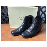 Classic Elements Bailey Black Boots Size 6
