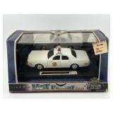Hot Pursuit 1:43 Scale Die Cast Model Police