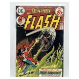 Dec 1974 #230 DC The Flash