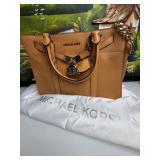New Michael Kors Purse