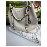 New Michael Kors Purse