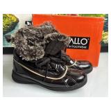 DooBallo Boots Size 12