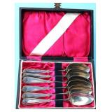 VINTAGE SET OF SIX SILVER PLATED TEASPOONS