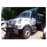 42290 - 2007 International Dump