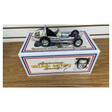 Vintage Series 1.18 Scale Cast
