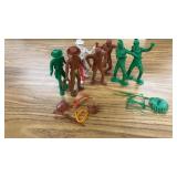 7 Cowboy And Indian Action Figures And Accessories