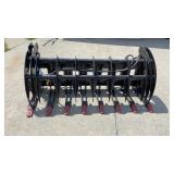 FUTURE Curved Wood Grapple