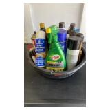 Oil Drain Pan With Miscellaneous Solvents