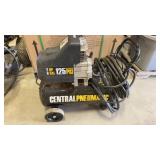 Central Pneumatic 125Psi Air Compressor with Hose