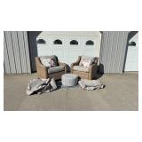 2 Swivel Patio Chairs W/Carpet and Stool