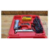 Roberts Electric Stapler W/Staples
