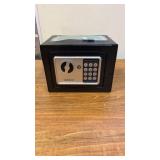 Rovsun Small Personal Safe W/Key