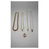 4 Gold Necklaces, Anchor