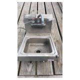 12" Stainless Steel Sink