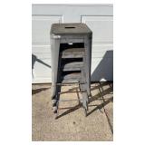 4 Metal Stools