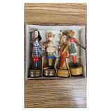 4 Wooden Figurines