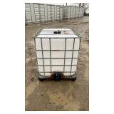 275 Gallon Liquid Storage Bin