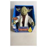 StarWars Electronic (Ask Yoda) Talking Yoda Toy