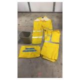 XLg Reflective Rain Suit In Sm Can