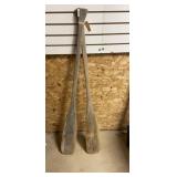 2 Boat Oars