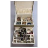 Green Jewelry Box with Jewelry