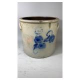 Nathan Clark Athens NY Crock (has crack)