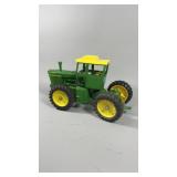 Ertl John Deere Tractor
